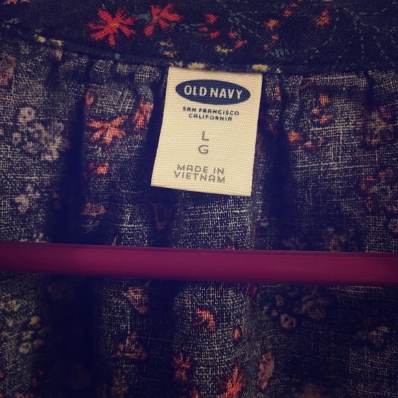 Old Navy Floral Print Top - Picture 2 of 3